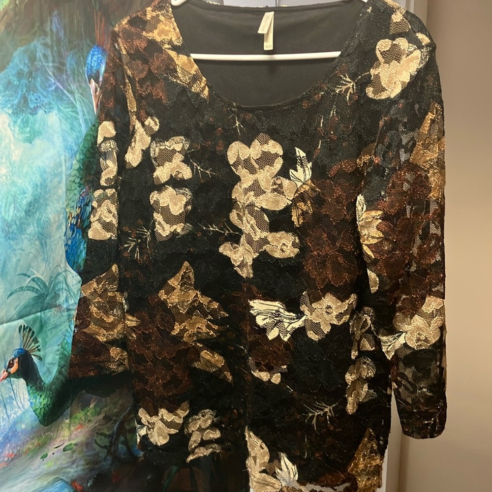 White stag, extra large, long sleeve blouse.